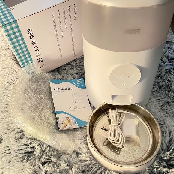 Automatic pet feeder /pet size (Dogs and cats with small/medium size) - Picture 6 of 9